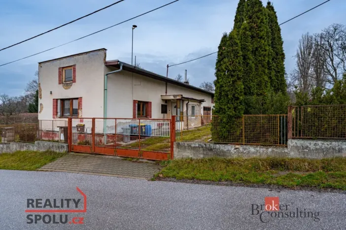 Prodej rodinného domu, Dobřenice, 76 m2