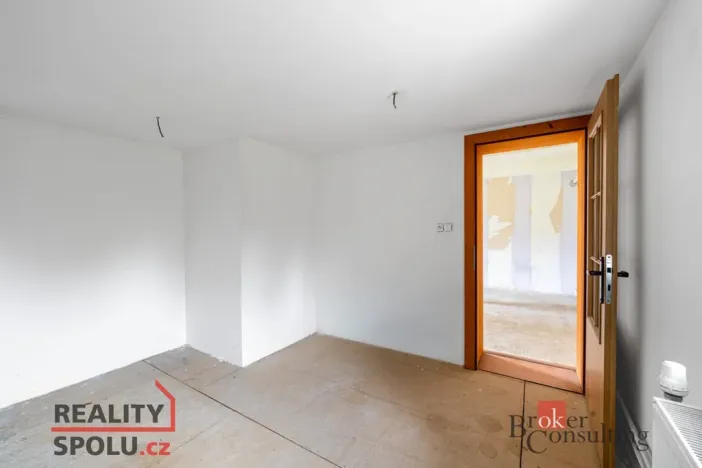 Prodej rodinného domu, Dobřenice, 76 m2