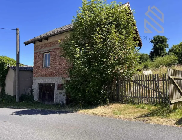 Prodej rodinného domu, Velichov, 778 m2