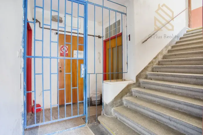 Prodej vícegeneračního domu, Smečno, nám. T. G. Masaryka, 779 m2