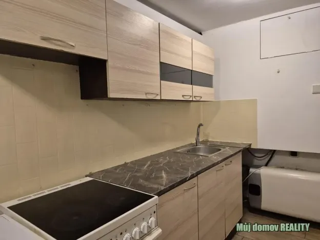 Pronájem bytu 3+kk, Praha - Radotín, Věštínská, 70 m2
