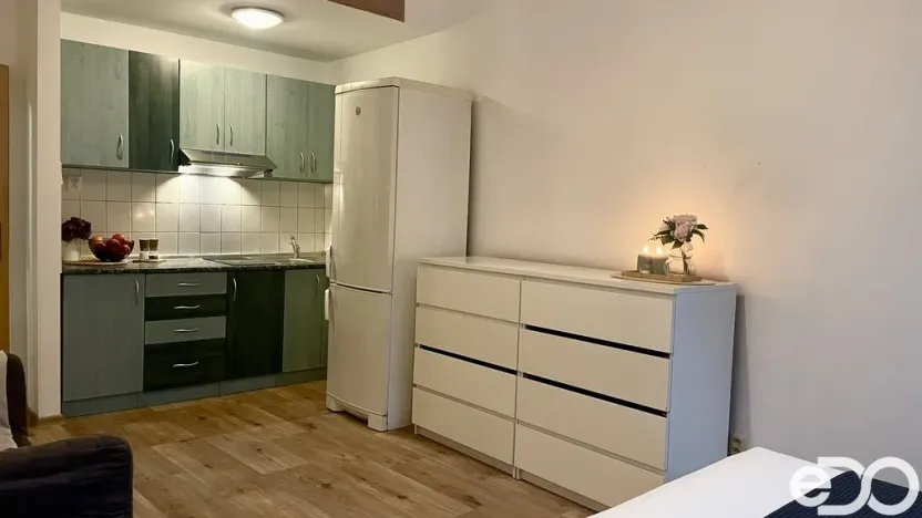 Pronájem bytu 1+kk, Mladá Boleslav, Staroměstské náměstí, 49 m2