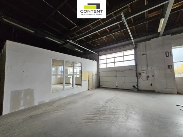 Pronájem výrobních prostor, Plzeň - Skvrňany, Domažlická, 2735 m2