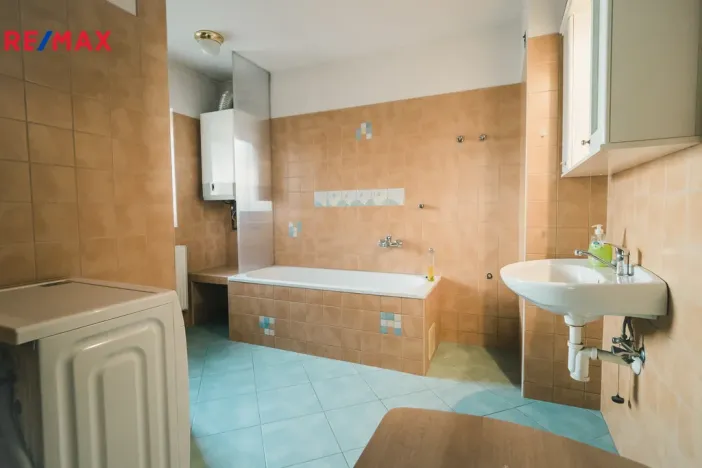 Prodej rodinného domu, Nové Město nad Metují - Krčín, 1. máje, 97 m2