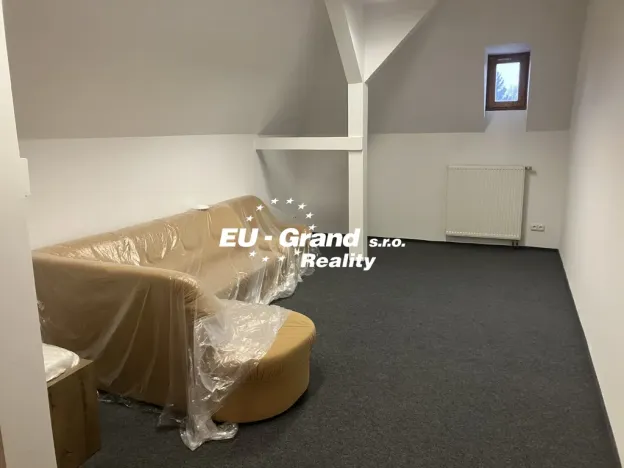 Pronájem atypického bytu, Varnsdorf, 5. května, 94 m2