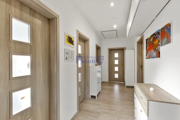 Prodej rodinného domu, Červené Pečky, Na Vyhlídce, 101 m2