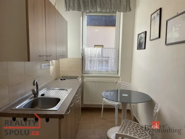 Pronájem bytu 1+1, České Budějovice - České Budějovice 5, Třebízského, 25 m2