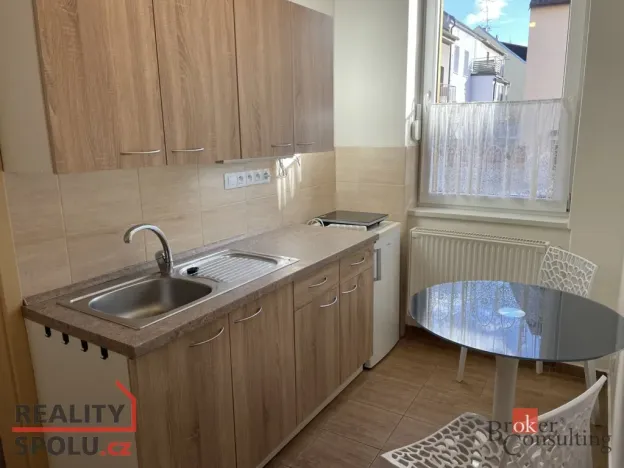 Pronájem bytu 1+1, České Budějovice - České Budějovice 5, Třebízského, 25 m2