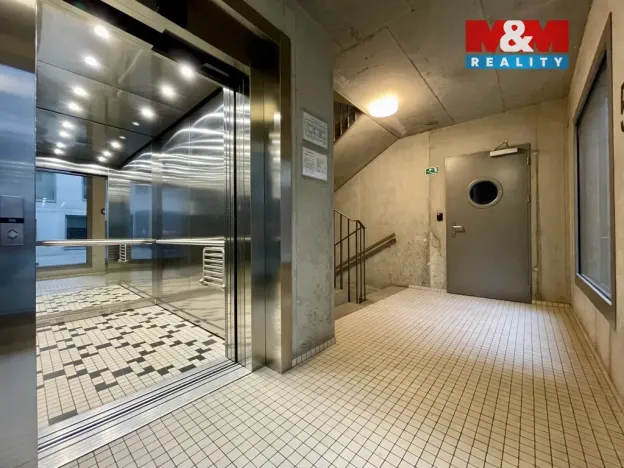 Pronájem bytu 3+kk, Praha - Košíře, Hlaváčkova, 58 m2