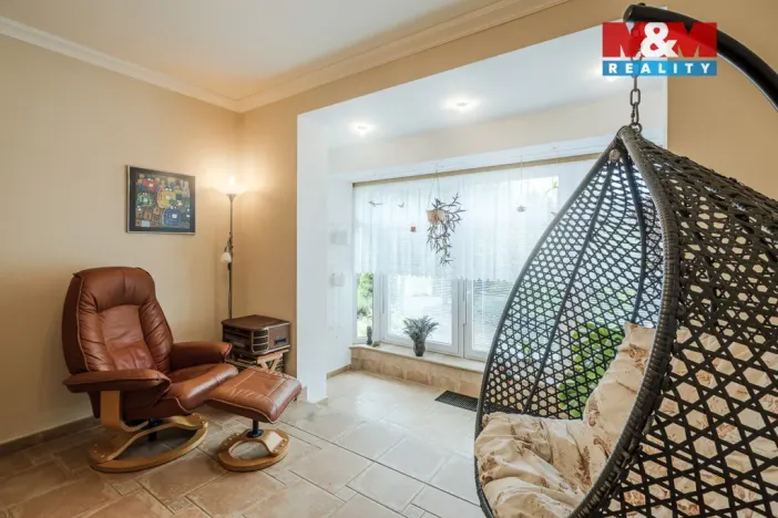 Prodej rodinného domu, Týnec nad Labem - Vinařice, 300 m2