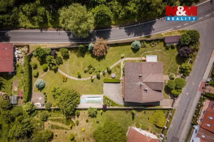 Prodej rodinného domu, Týnec nad Labem - Vinařice, 300 m2