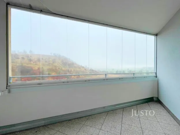 Pronájem bytu 1+kk, Praha, Modenská, 28 m2