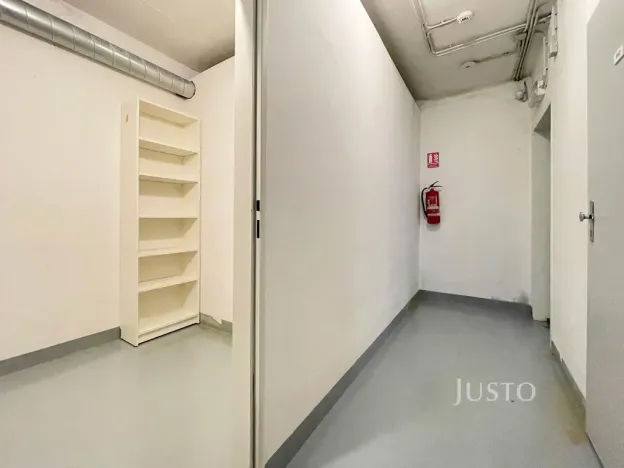 Pronájem bytu 1+kk, Praha, Modenská, 28 m2