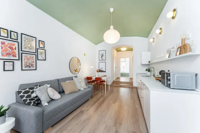 Pronájem bytu 2+kk, Praha - Vinohrady, Rumunská, 39 m2