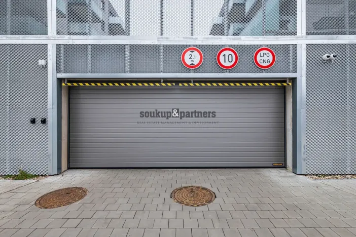 Prodej bytu 2+kk, Praha, Návarovská, 61 m2