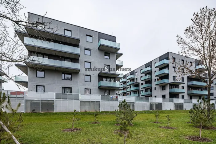 Prodej bytu 2+kk, Praha, Návarovská, 61 m2