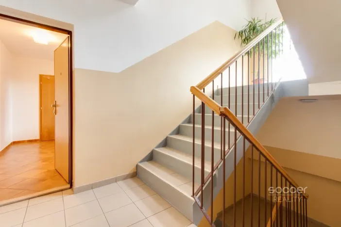 Pronájem bytu 1+kk, Praha - Újezd nad Lesy, Rohožnická, 29 m2