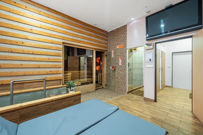 Prodej komerční nemovitosti, Teplice, Pražská, 1334 m2