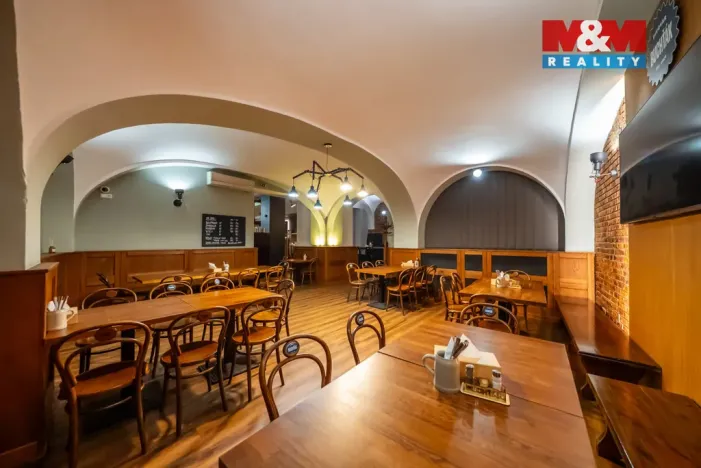 Pronájem restaurace, Olomouc, Riegrova, 500 m2