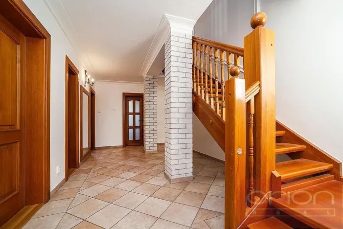 Pronájem rodinného domu, Praha - Řeporyje, Draženovská, 250 m2