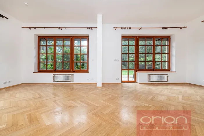 Pronájem rodinného domu, Praha - Břevnov, Oddělená, 316 m2