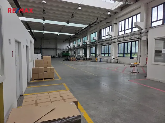 Prodej výrobních prostor, Roudnice nad Labem, Pracnerova, 2250 m2