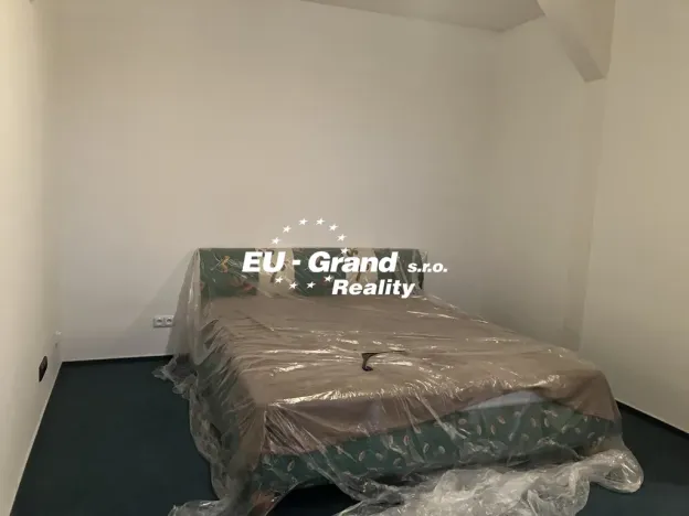 Pronájem atypického bytu, Varnsdorf, 5. května, 151 m2