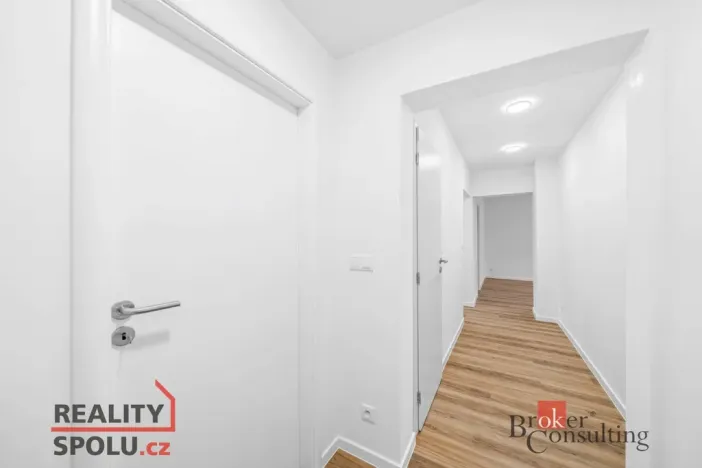 Prodej bytu 3+1, Plzeň - Doubravka, Moravská, 76 m2