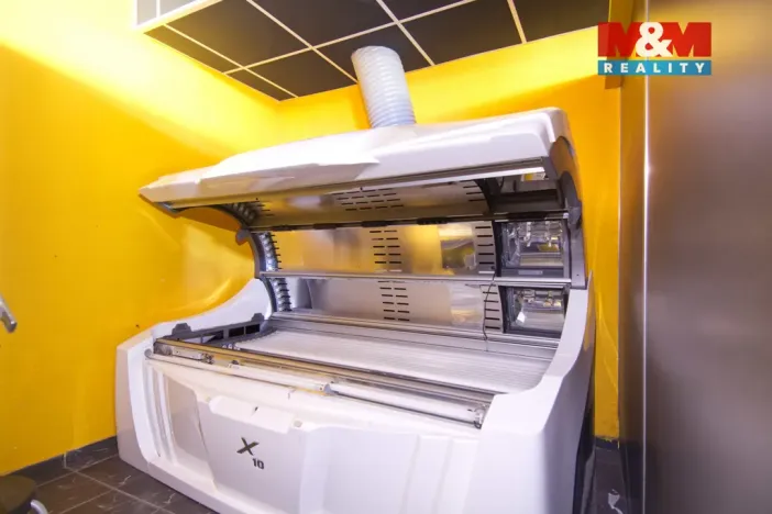 Pronájem obchodního prostoru, Orlová - Lutyně, Masarykova třída, 222 m2