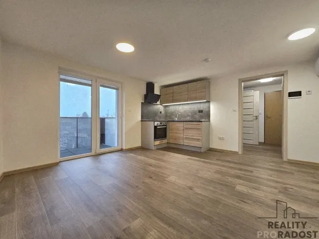 Pronájem bytu 1+kk, Kyjov, třída Komenského, 29 m2