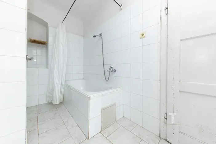 Prodej zemědělské usedlosti, Jaroměřice, 658 m2