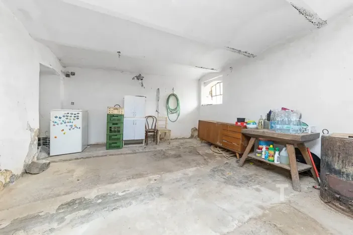 Prodej zemědělské usedlosti, Jaroměřice, 658 m2