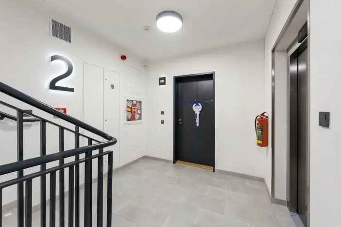 Pronájem bytu 3+kk, Praha, Návarovská, 83 m2