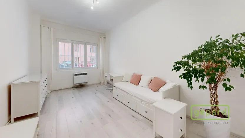 Pronájem bytu 2+1, Praha, V háji, 49 m2