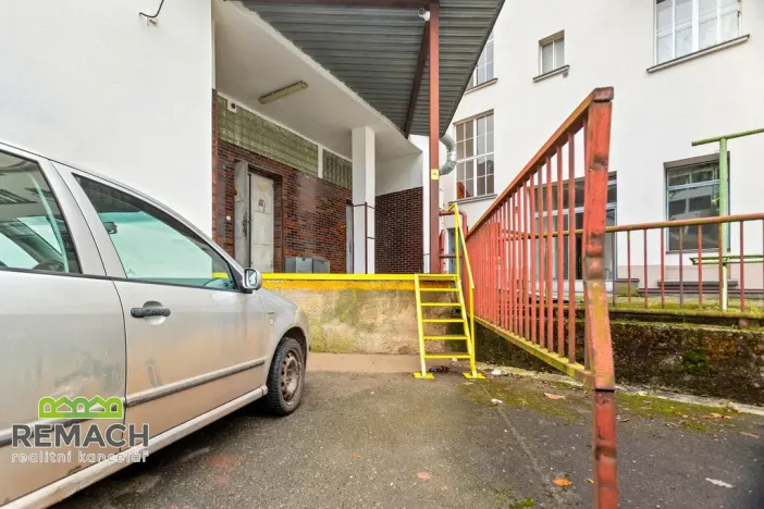 Pronájem obchodního prostoru, Náchod, Kamenice, 214 m2