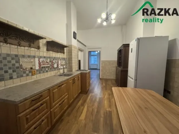 Prodej bytu 2+1, Karlovy Vary, T.G.M., 82 m2