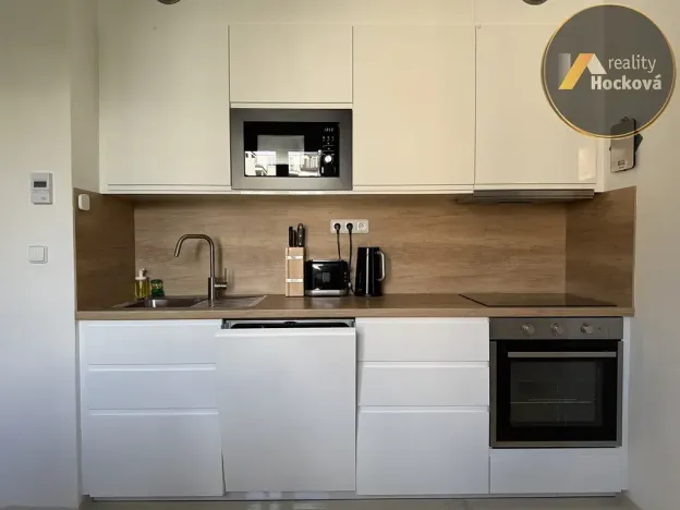 Pronájem bytu 2+kk, Praha - Vinohrady, Šrobárova, 49 m2