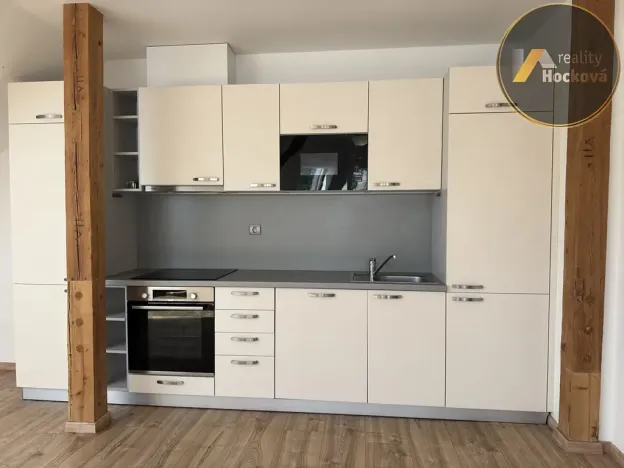 Prodej bytu 1+1, Praha - Libeň, Zenklova, 94 m2