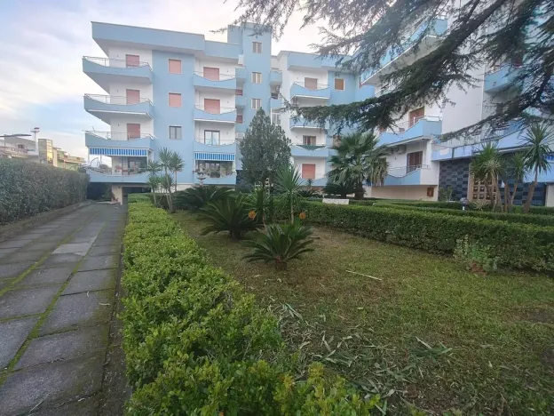 Prodej bytu 3+1, Scalea, Itálie, 110 m2