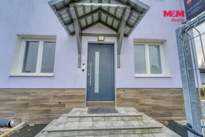 Prodej výrobních prostor, Stružná, 562 m2