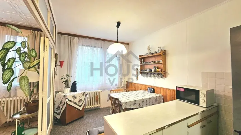 Prodej bytu 3+1, Praha, Přímětická, 68 m2