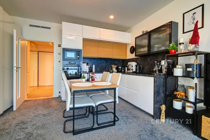 Prodej bytu 1+kk, Praha - Hloubětín, Laponská, 30 m2