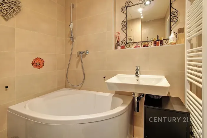 Prodej bytu 1+kk, Praha - Hloubětín, Laponská, 30 m2