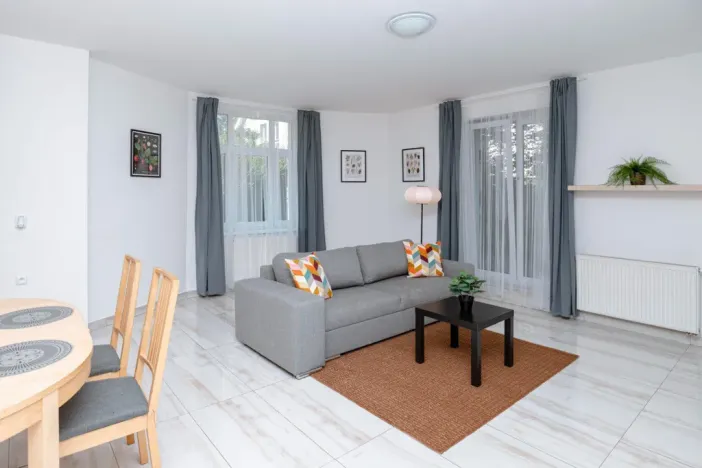 Pronájem bytu 3+kk, Praha - Dolní Počernice, K zámku, 118 m2