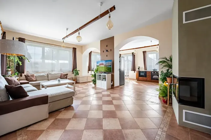 Dražba rodinného domu, Divišov, Vrcha II, 674 m2