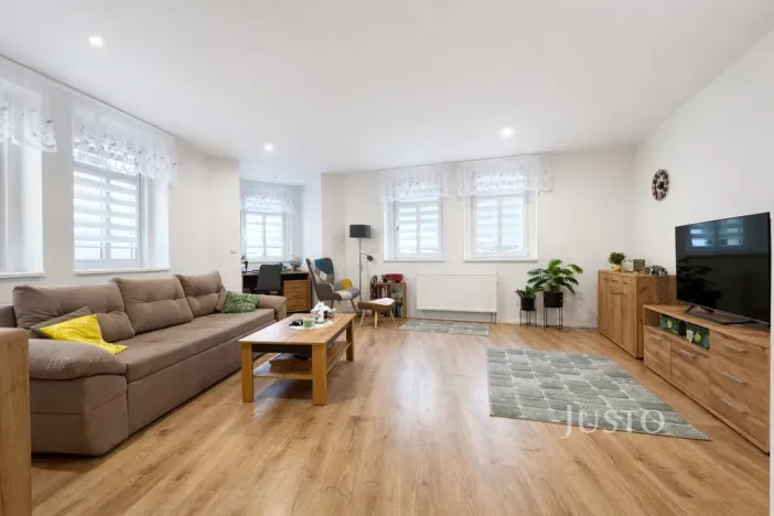 Pronájem bytu 1+1, Velké Březno - Valtířov, 47 m2