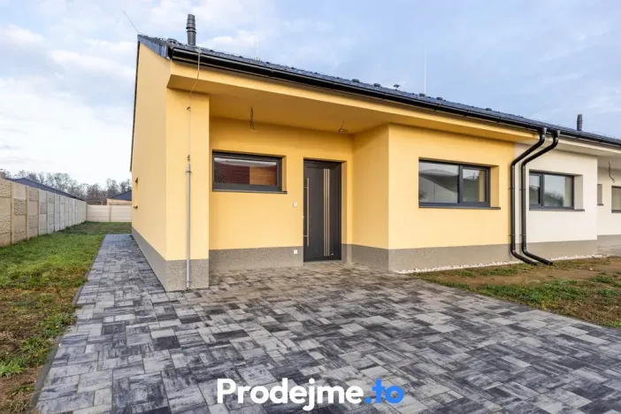 Prodej rodinného domu, Hevlín, 73 m2