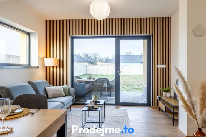 Prodej rodinného domu, Hevlín, 73 m2