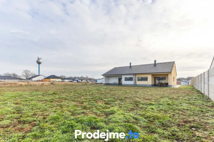 Prodej rodinného domu, Hevlín, 73 m2