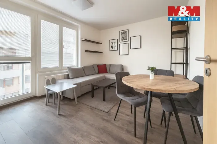 Pronájem bytu 2+kk, Praha - Čakovice, Bermanova, 54 m2